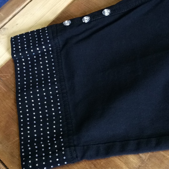 Rhinestone Capris - Picture 3 of 7